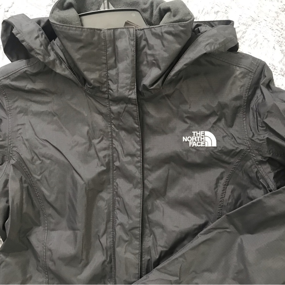 Black North Face windbreaker